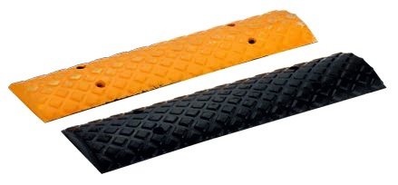 AK-1007 Rubber Speed Bump with Cat Eyes